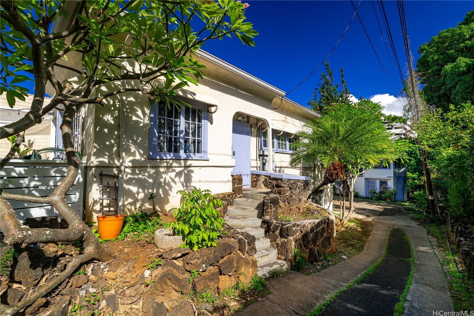 Property Photo: 3110 Waialae Avenue HI 96816