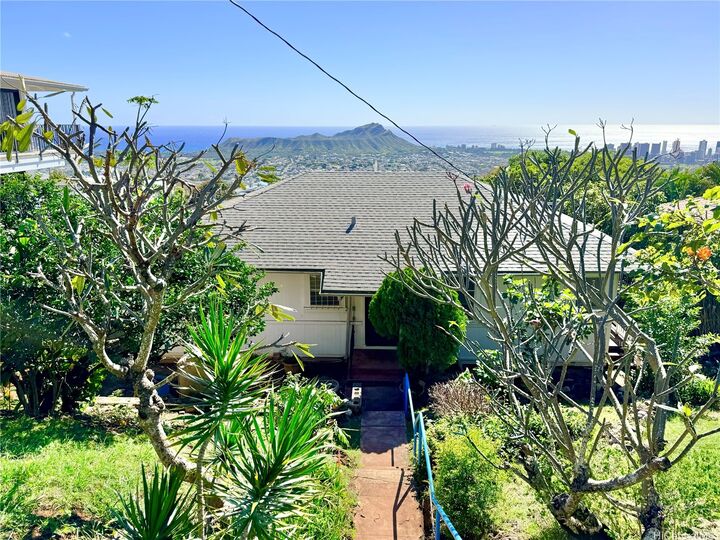 Property Photo:  3655 Nihipali Place  HI 96816 