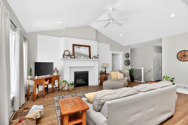 Property Photo:  1411 S 5th Street  IA 50003 