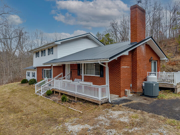 Property Photo:  7635 E US 60  KY 40351 