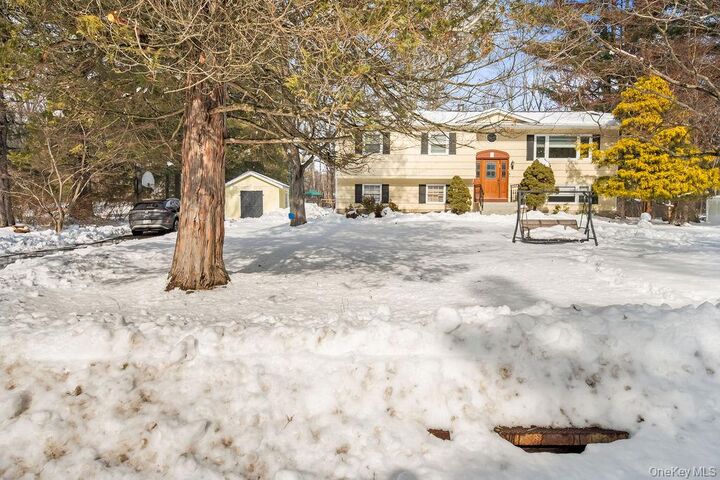 Property Photo:  10 Cottage Lane  NY 10901 