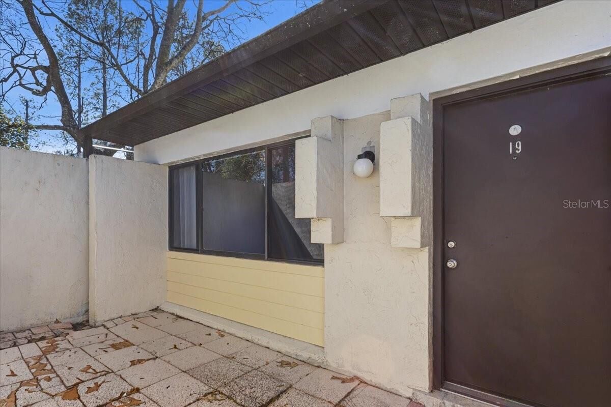 Property Photo: 2508 SW 35th Place D19 FL 32608