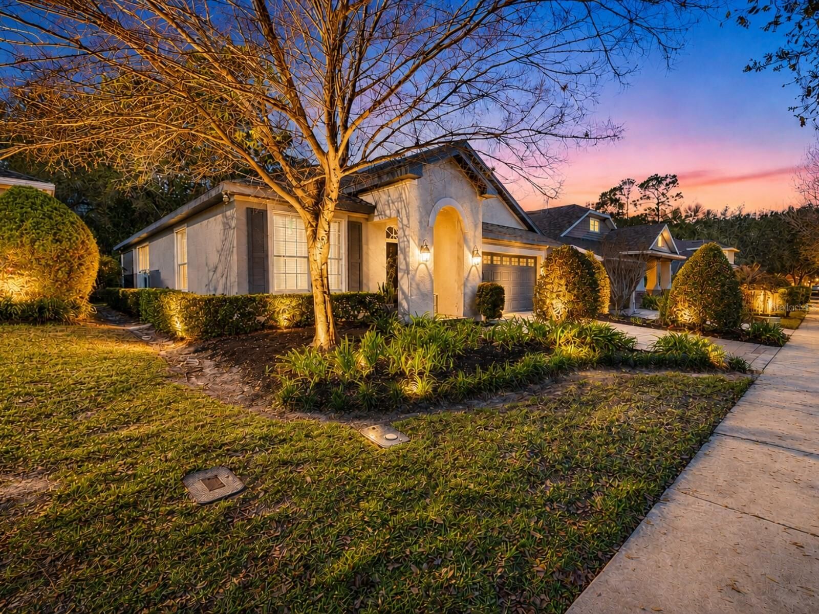 Property Photo: 184 Birchmont Drive FL 32724
