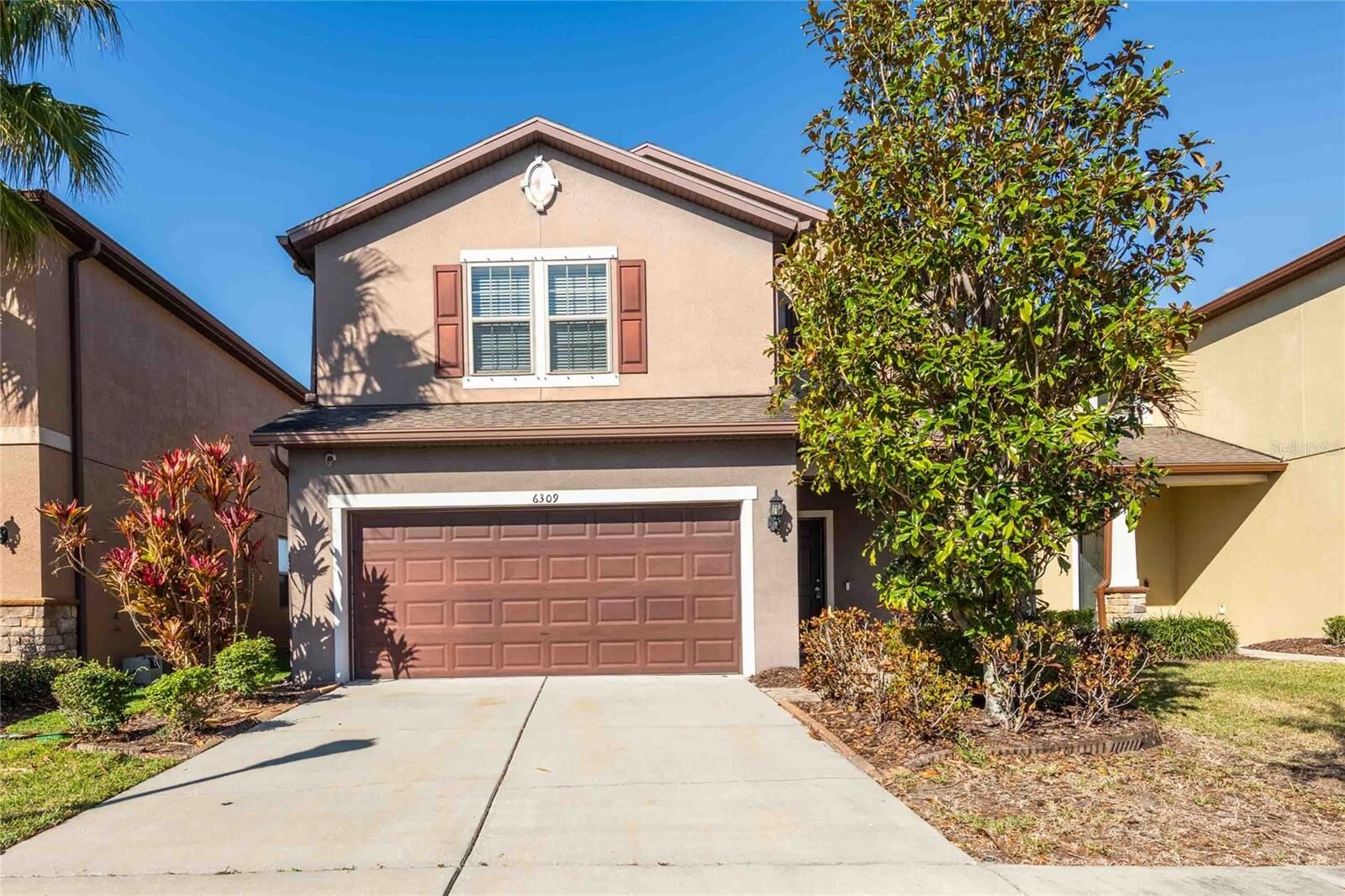 Property Photo:  6309 Pin Cherry Place  FL 33578 