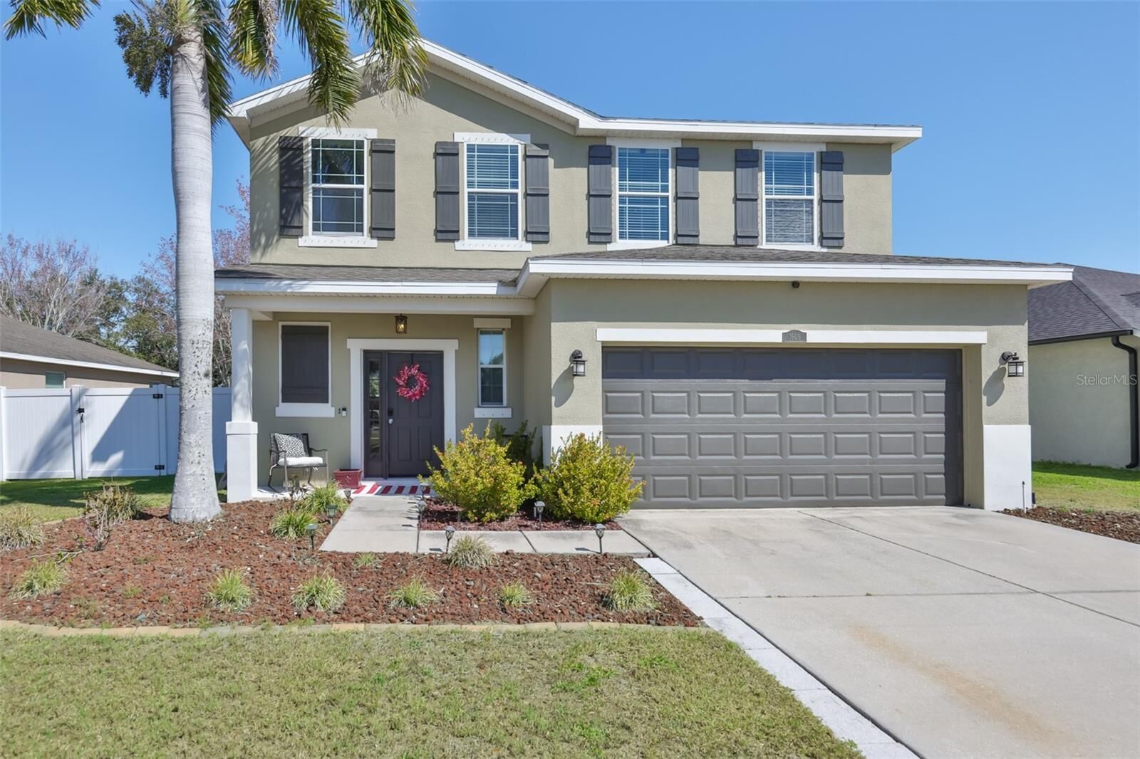 Property Photo: 1609 Bonita Bluff Court FL 33570