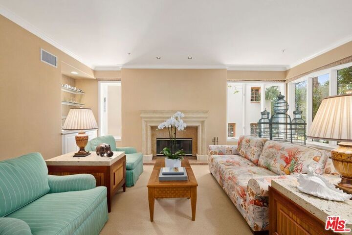 Property Photo:  603 Ocean Avenue 2A  CA 90402 