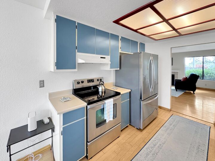 Property Photo:  2213 Country Villa Court 22  CA 95603 