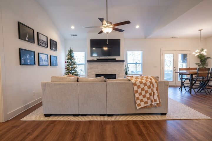 Property Photo:  244 Hermitage Point Dr  TN 37076 