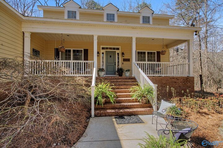 Property Photo:  304 Wiljoy Road  AL 35754 