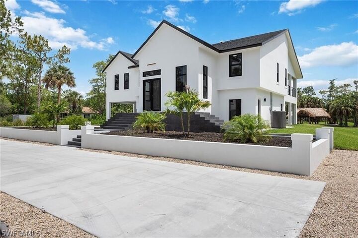 Property Photo:  240 33rd Avenue NE  FL 34120 