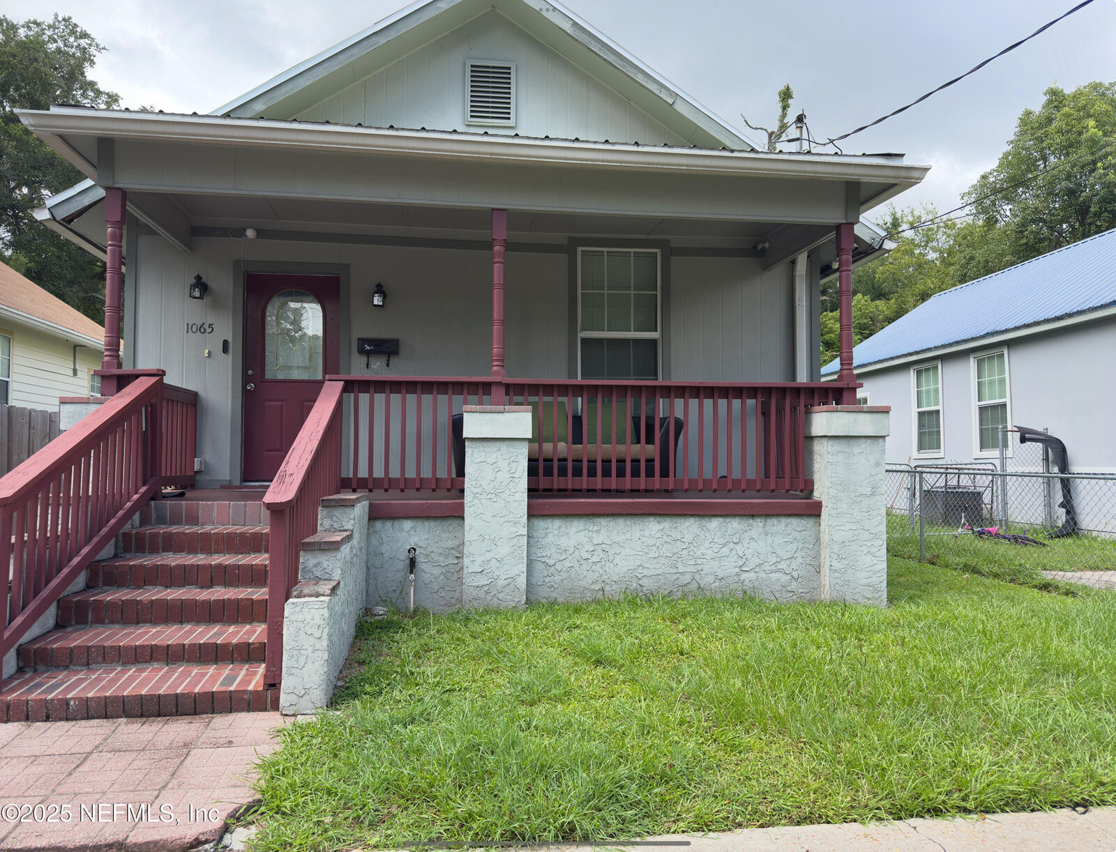 Property Photo:  1065 Scriven Street  FL 32209 