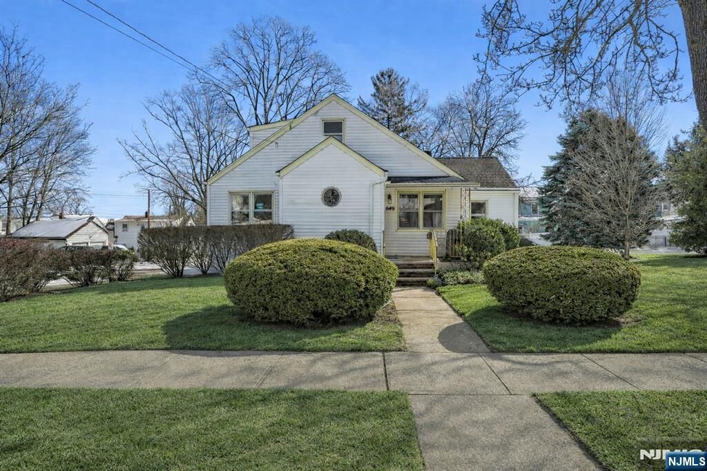 Property Photo:  649 8th Street  NJ 07072 