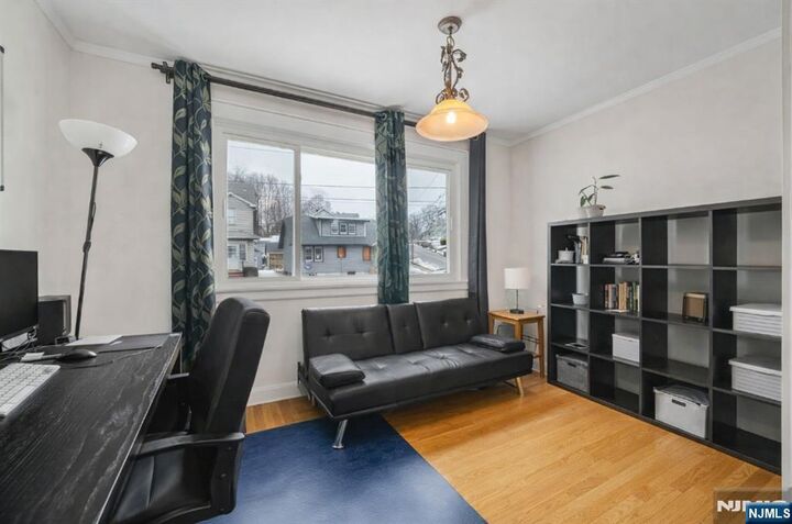 Property Photo:  6 Franklin  NJ 07042 