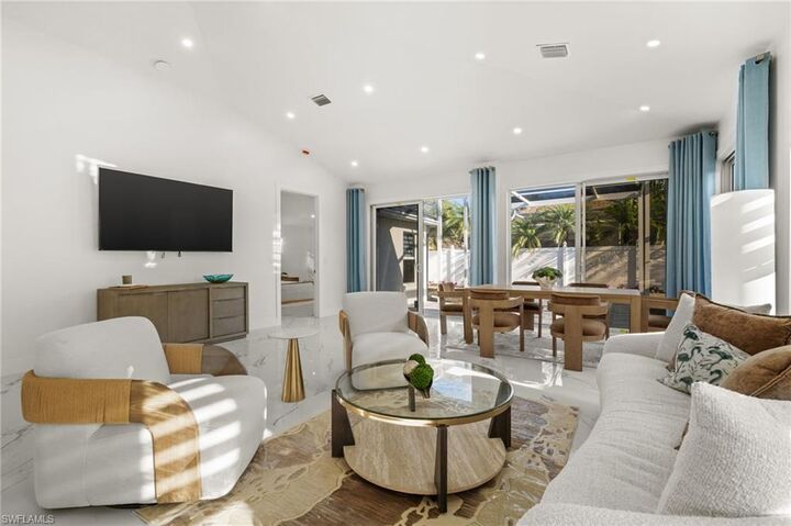 Property Photo:  1046 Silverstrand Dr  FL 34110 