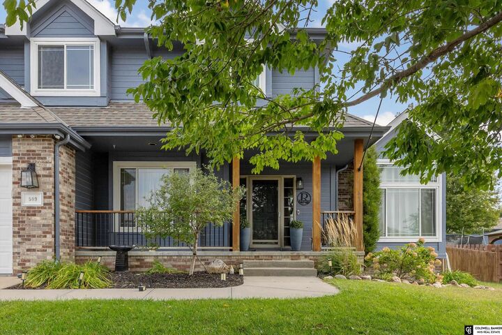 Property Photo:  509 S 7 Street  NE 68059 