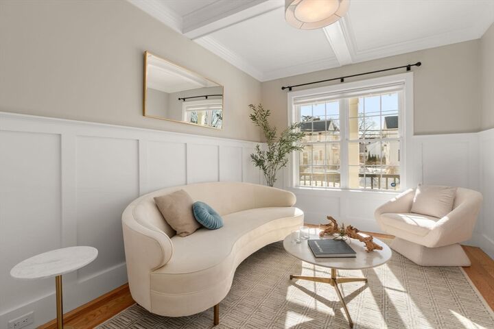 Property Photo:  211 Florence Ave  MA 02476 