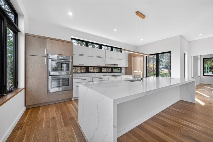 Property Photo:  15 Bird Hill  MA 02421 