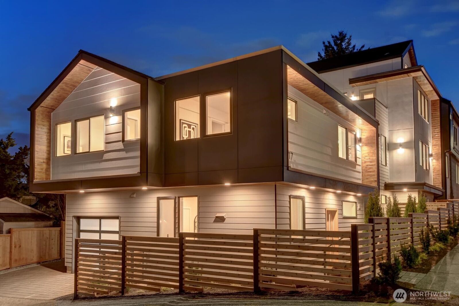 Property Photo: 3617 SW Dakota WA 98126