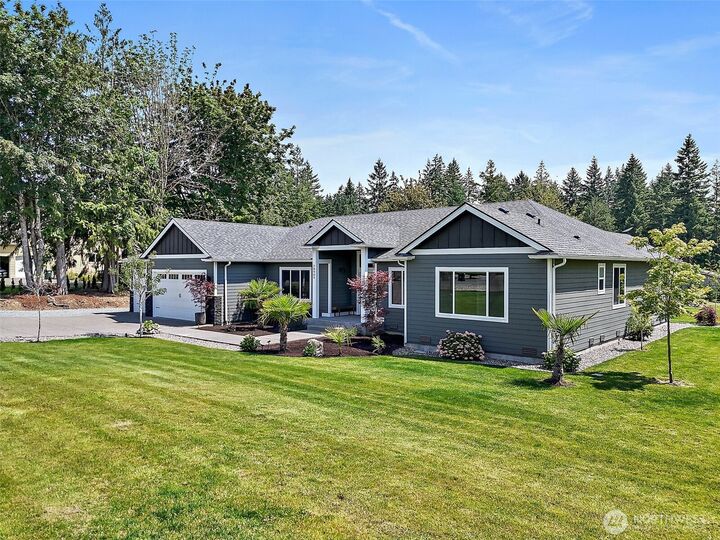 Property Photo: 28905 71st Ave E WA 98338
