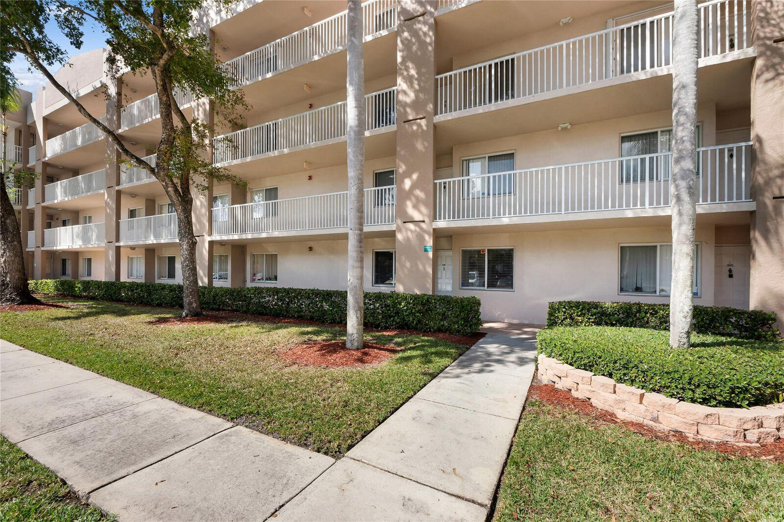 Property Photo:  9511 Weldon Circle G105  FL 33321 