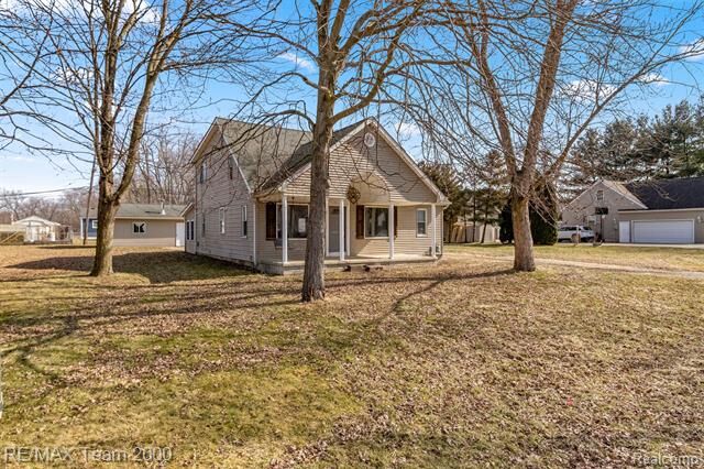 Property Photo: 9267 Glenis Street MI 48180