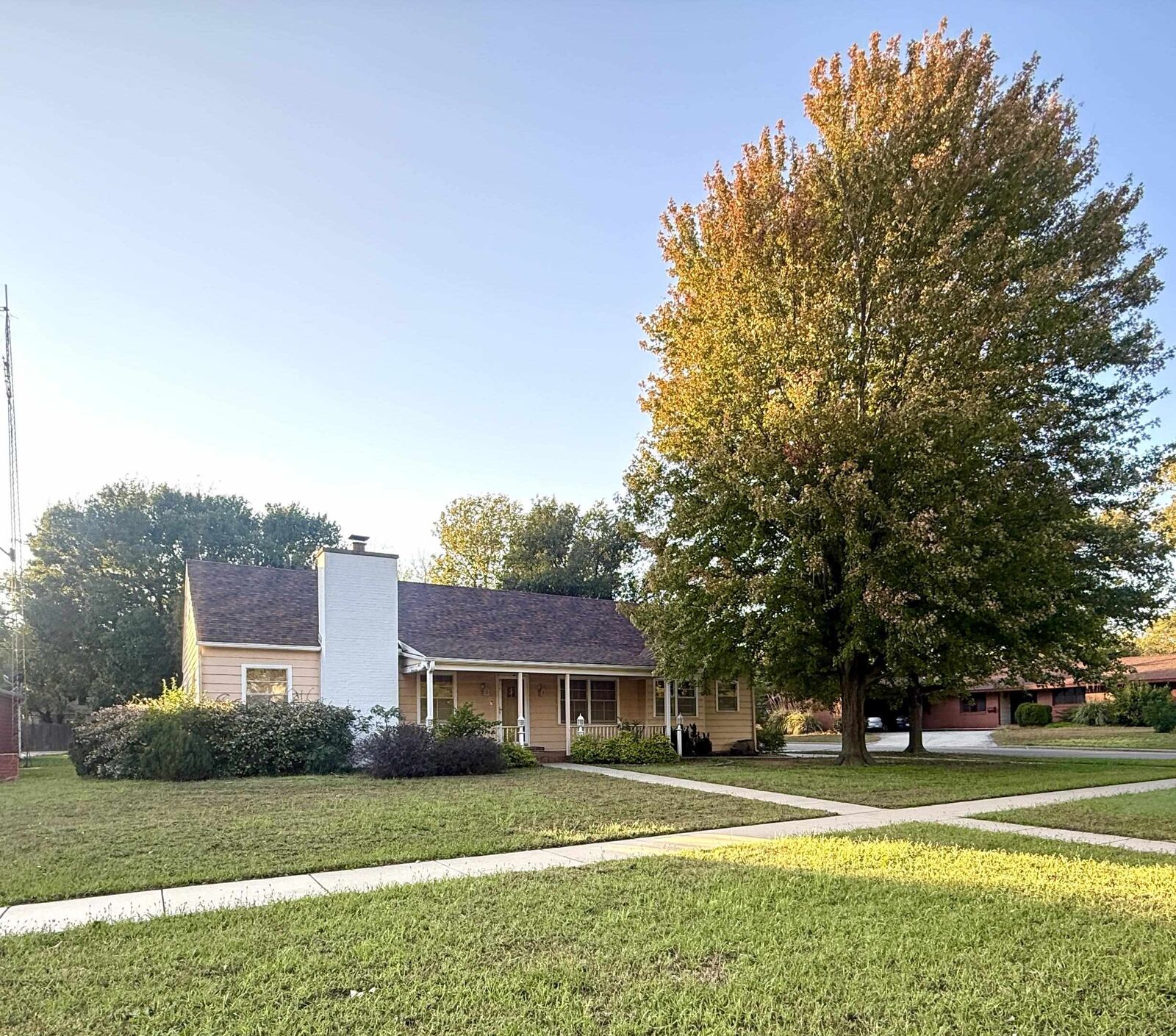 Property Photo: 624 N Springfield KS 67003