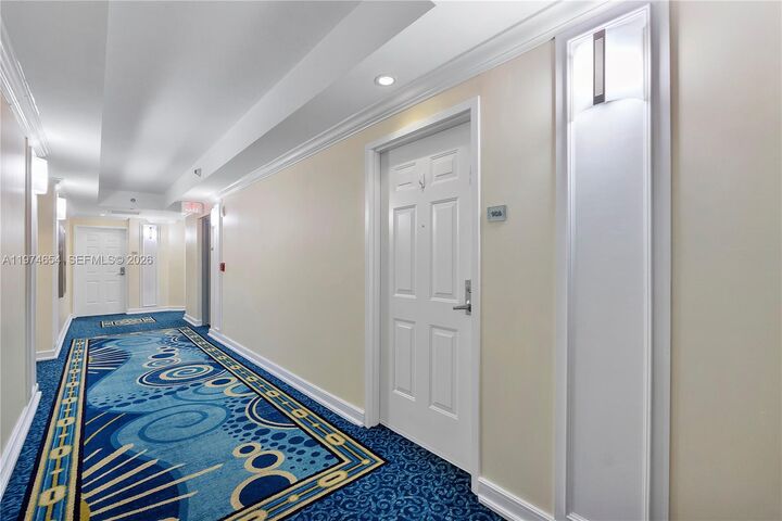 Property Photo: 1819 SE 17th St 906 FL 33316