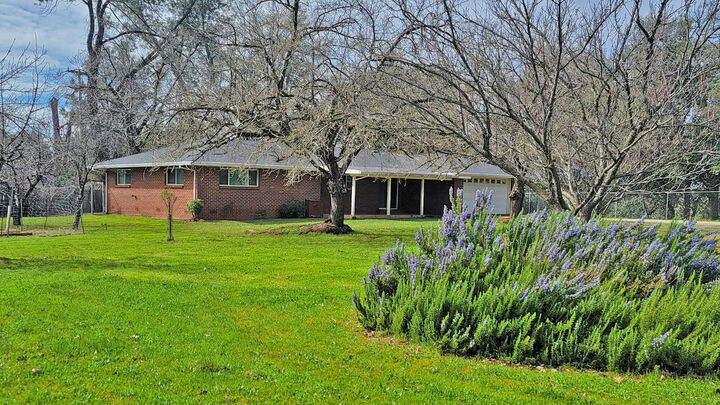 Property Photo:  3072 Alta Mesa Drive  CA 96002 