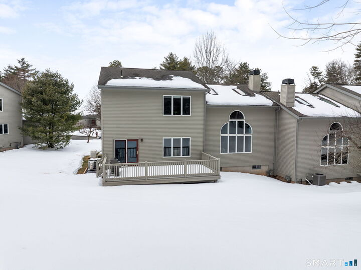Property Photo:  5 Abbottsford 5  CT 06001 
