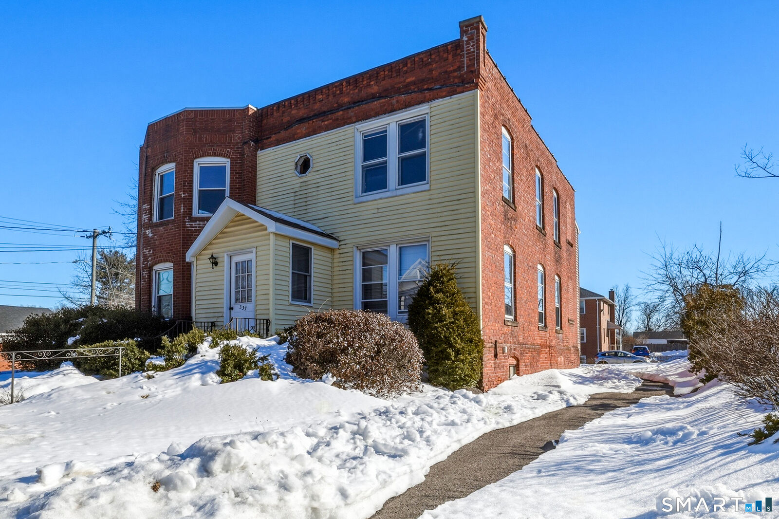 Property Photo: 337 Allen Street CT 06053