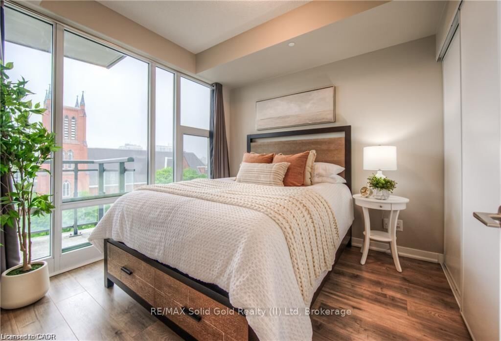 Property Photo: 85 Duke Street W 703 ON N2H 4Y7