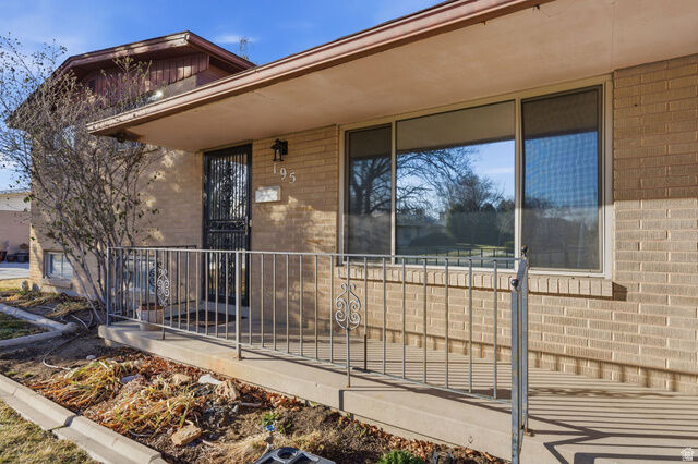 Property Photo:  195 E 7060 S  UT 84047 