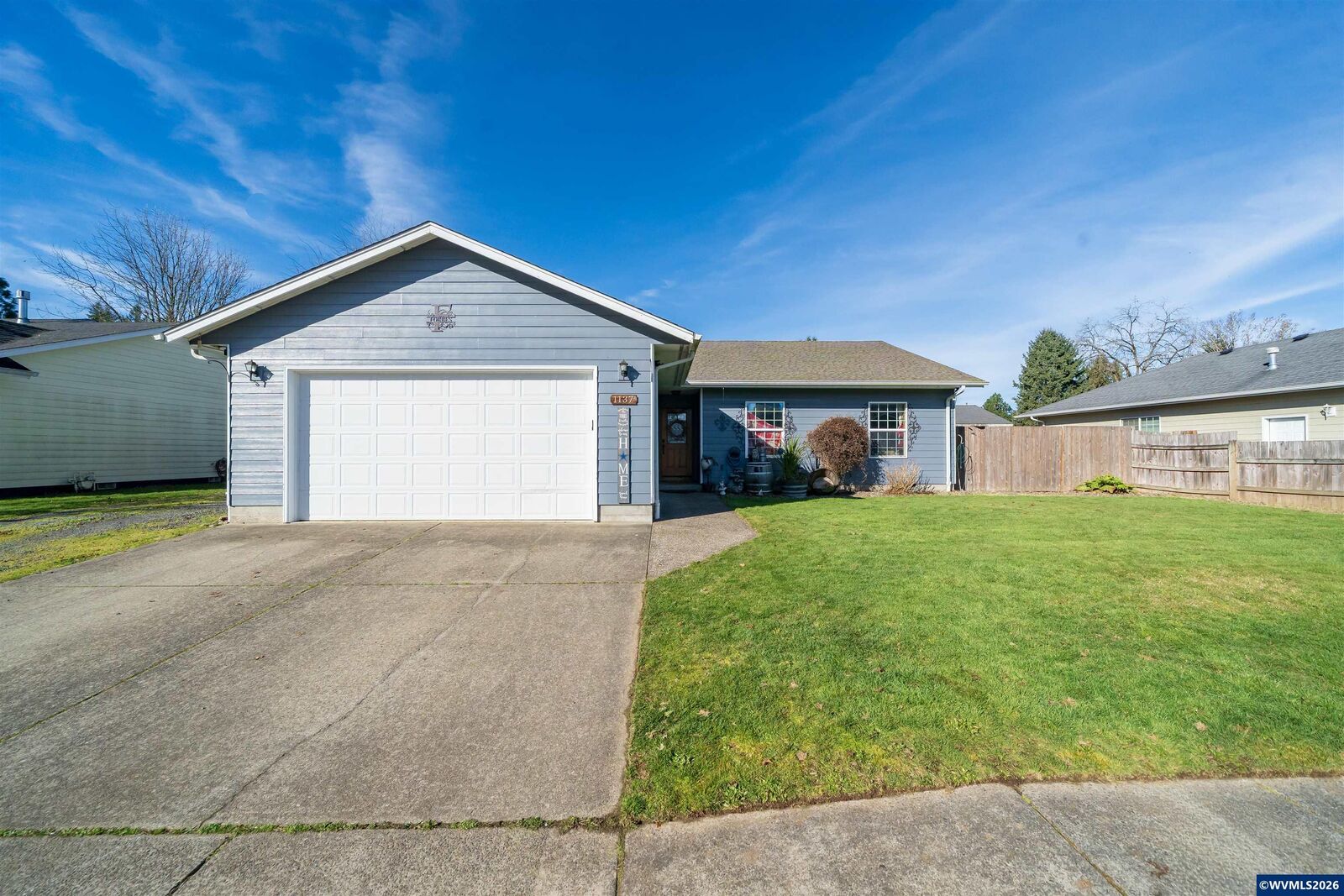 Property Photo: 1137 SE 2nd Av OR 97360