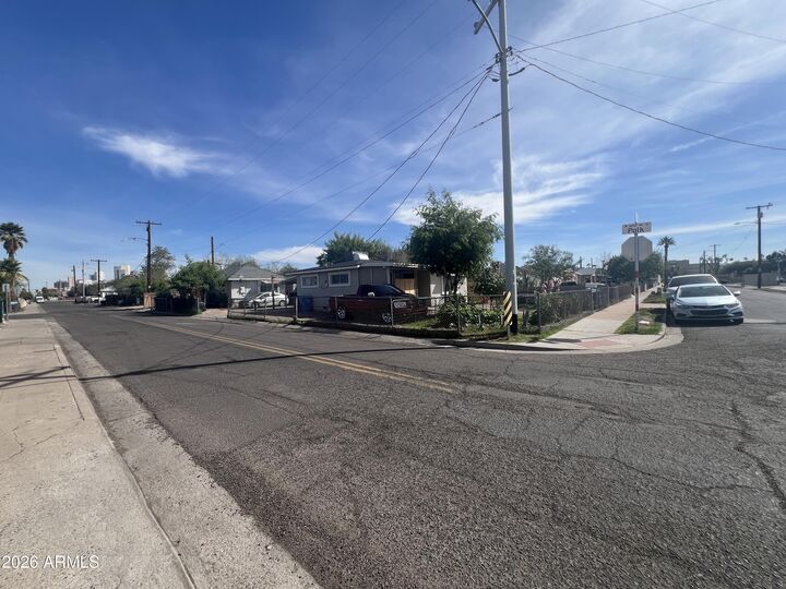 Property Photo: 347 N 16th Avenue AZ 85007