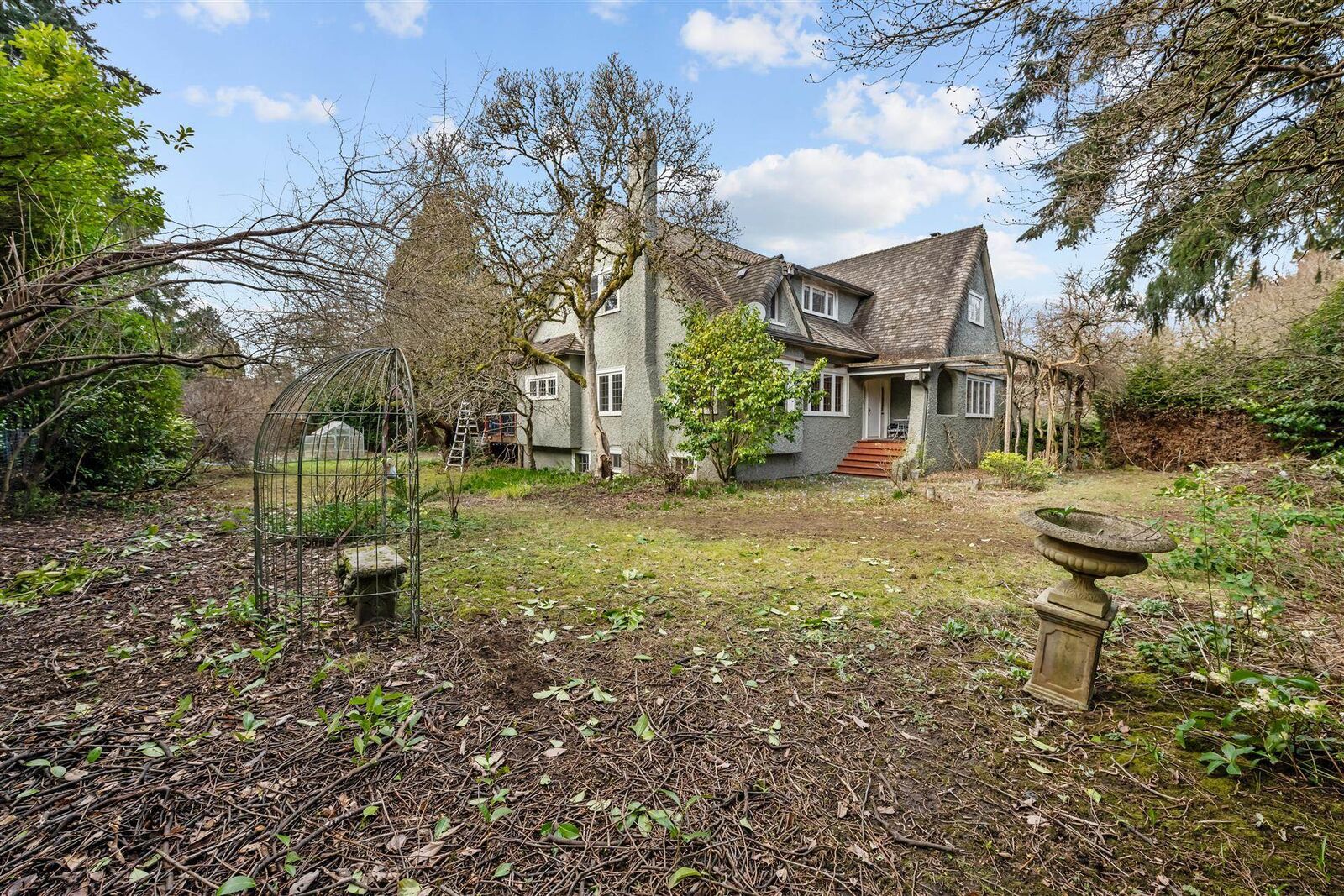 Property Photo:  3737 Pine Crescent  BC V6J 4K4 