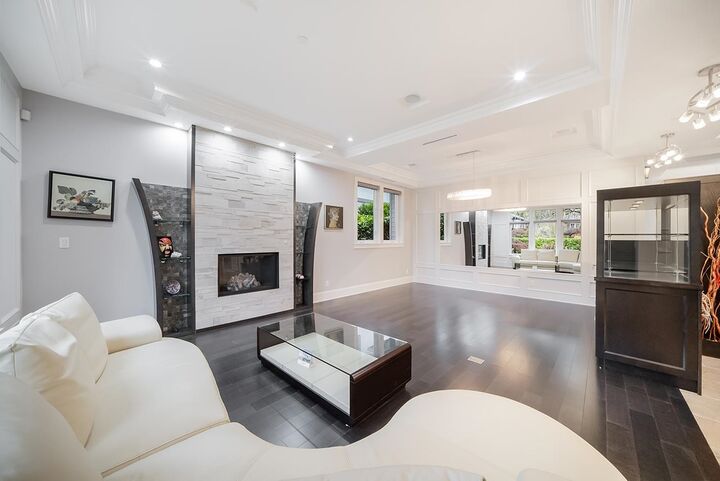 Property Photo: 1420 W 53rd Avenue BC V6P 1L2