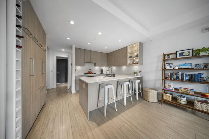 Property Photo: 707 E 3rd Street 110 BC V7L 1G8