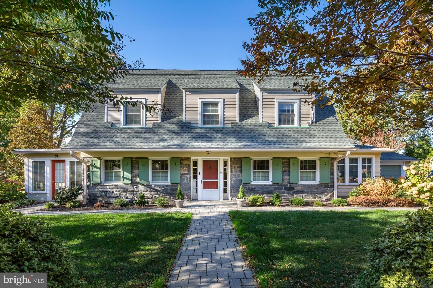 Property Photo: 600 Haydock Lane PA 19041