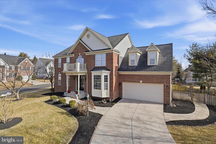 Property Photo:  43004 Battery Point Place  VA 20176 