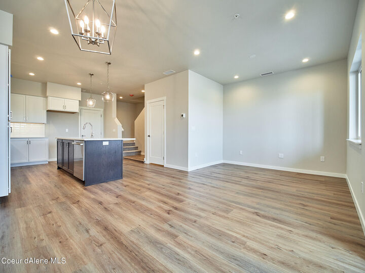 Property Photo:  1048 E 4th Ave 104  ID 83854 
