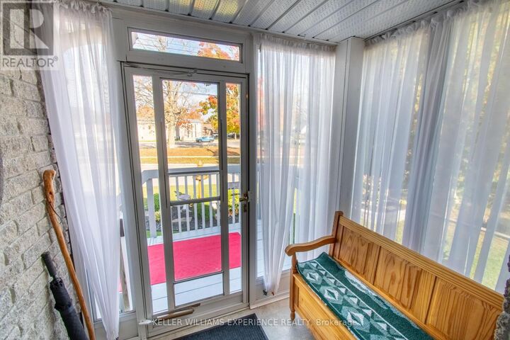 Property Photo:  789 Montreal Street  ON L4R 1G9 