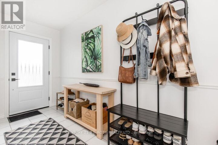 Property Photo: 782 Chestnut Street ON L9S 2H9