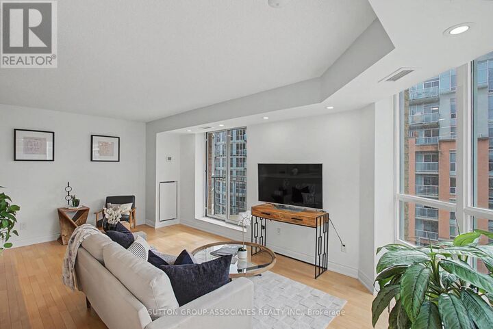 Property Photo:  1000 King Street West 616  ON M6K 3N1 