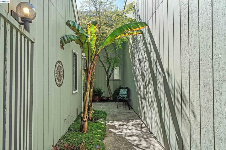 Property Photo:  7332 Stonedale Dr  CA 94588 