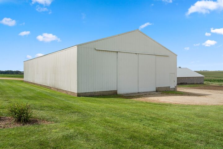 Property Photo:  1693 265th Avenue  IA 52041 