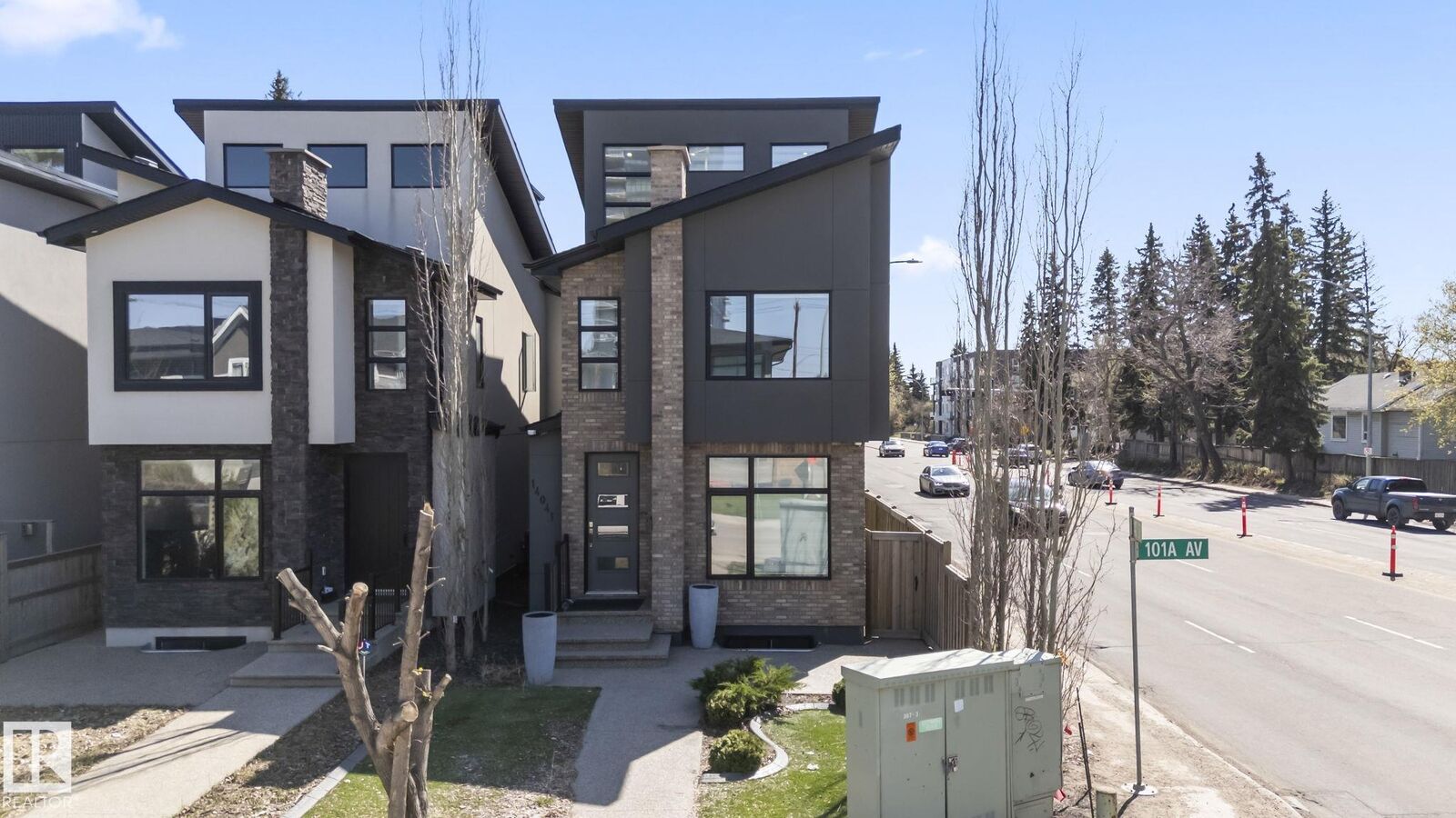Property Photo:  14041 101A Avenue NW  AB T5N 0L4 