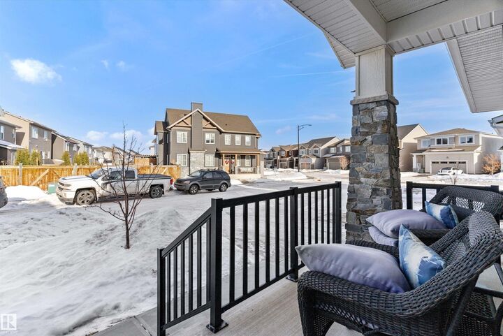 Property Photo:  20007 16 Avenue NW  AB T6M 0Y3 