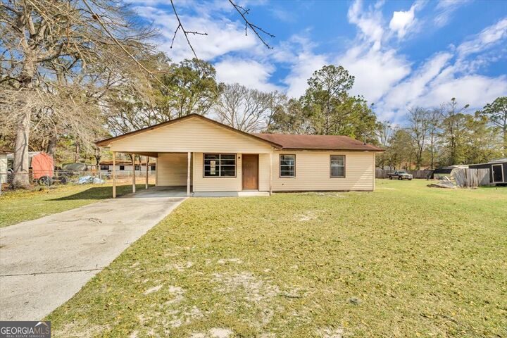 Property Photo: 1108 Mary Ann Drive GA 31313