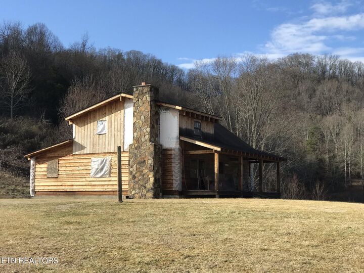 Property Photo:  301 Smith Drive  TN 37752 