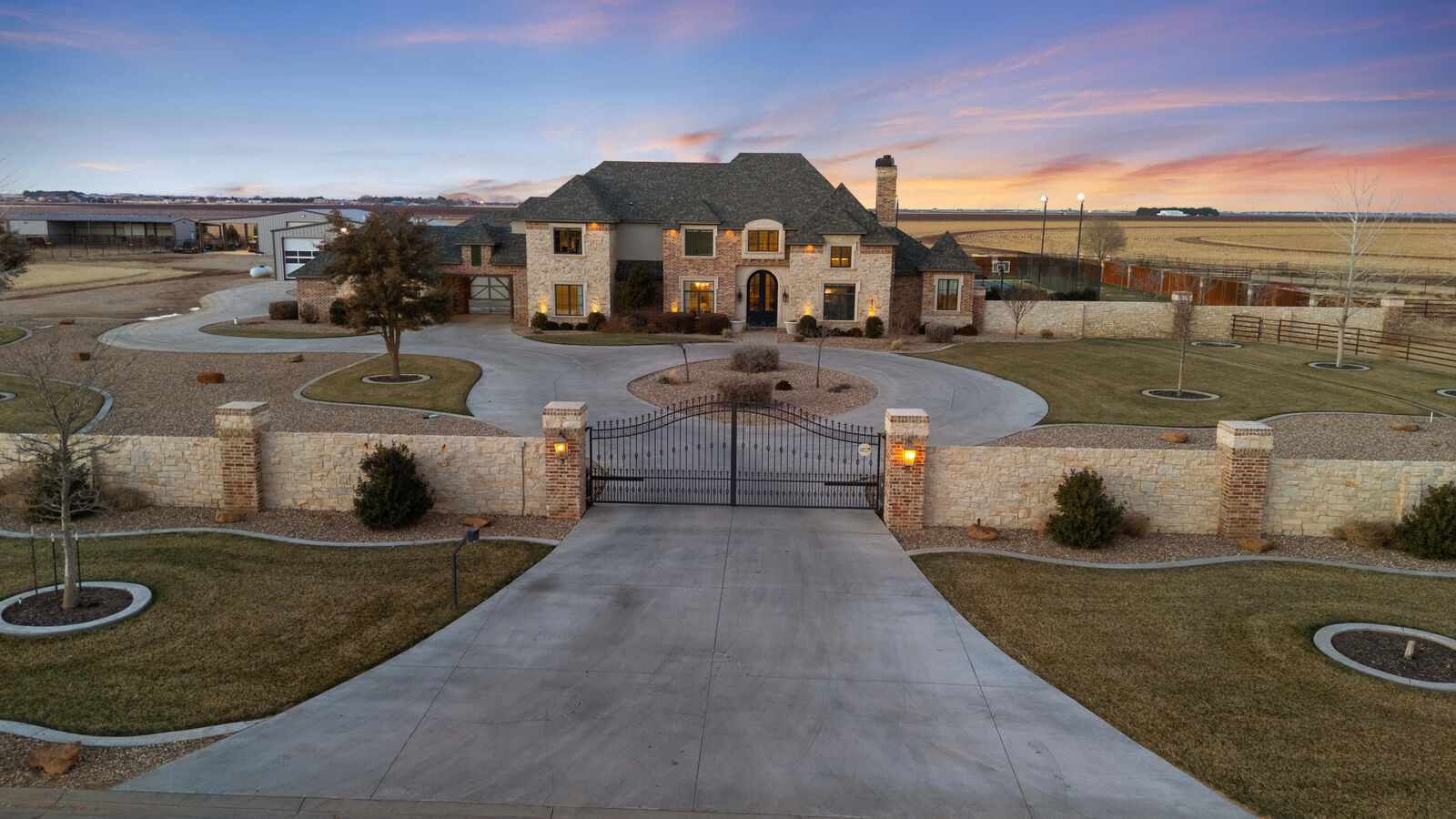 Property Photo: 5016 County Rd 7890 TX 79424